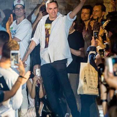 ラフ・シモンズ 2019年春夏コレクションより