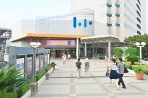 三井不動産がRFIDを活用した実証実験をららぽーとで開始、在庫情報を自動的にデータ化