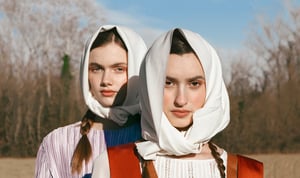 バルセロナが拠点の2人のフォトグラファーが制作したファッションストーリーを公開