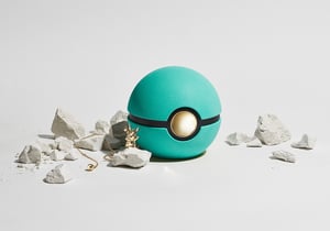 ダニエル・アーシャムがデザイン、ティファニーからポケモンとのコラボジュエリー登場