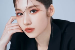 YSL × TWICE SANA　トークショーの応募が開始、抽選で20人を招待