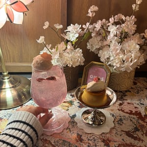 お花見気分を楽しめるホテル「OMO5東京五反田」　桜がテーマのクリームソーダとプリンの提供も